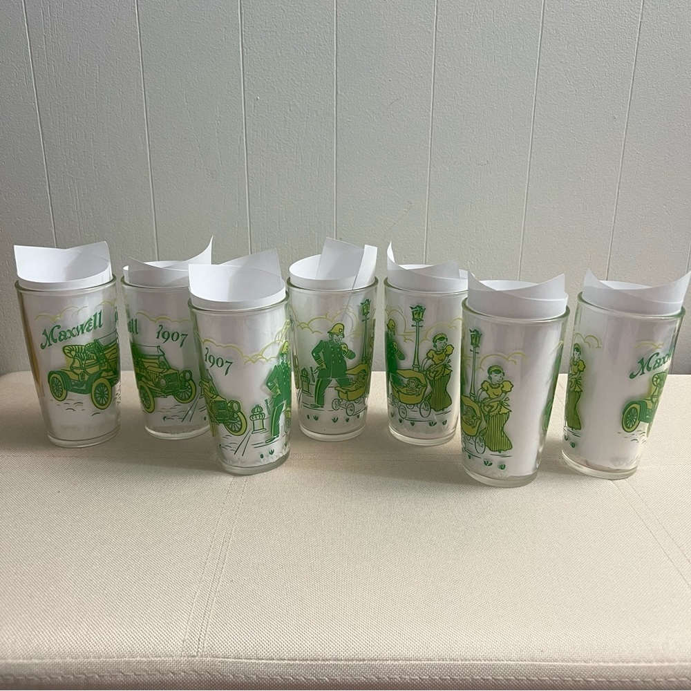 Vintage Maxwell 1907 Sour Cream Glasses Set of 7